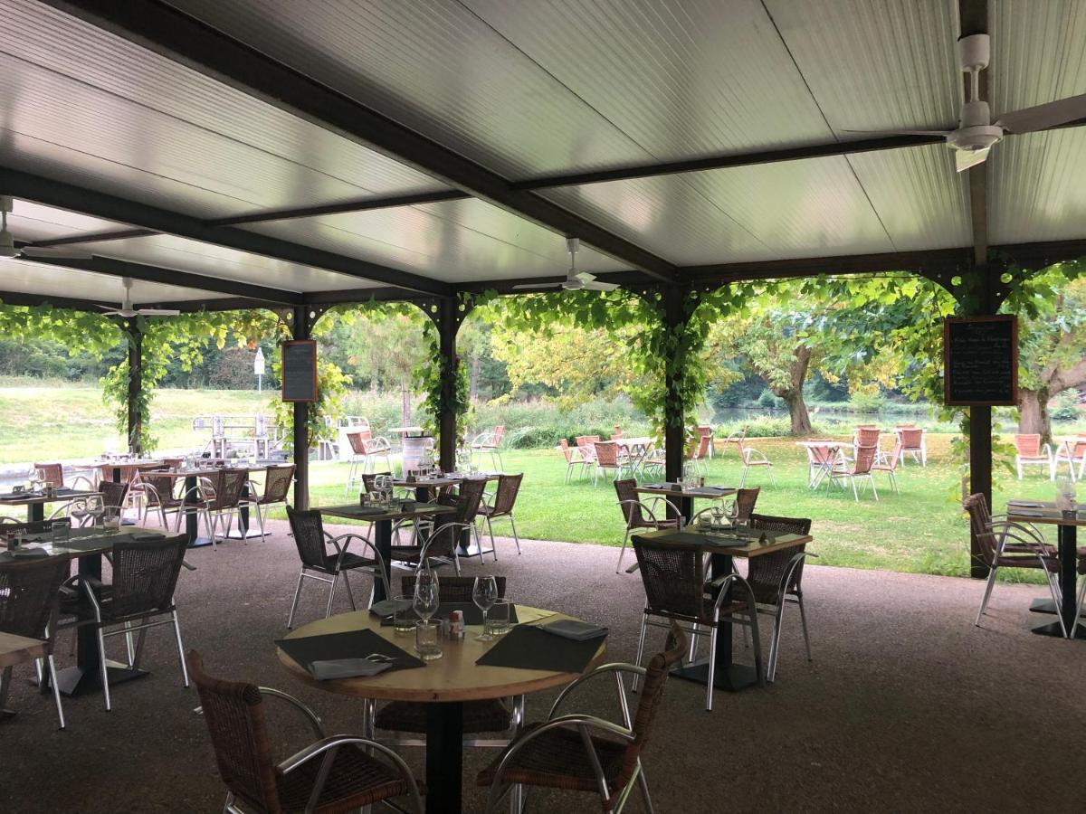 Bed and Breakfast L'Ile Aux Bateaux Buzet-sur-Baise Esterno foto
